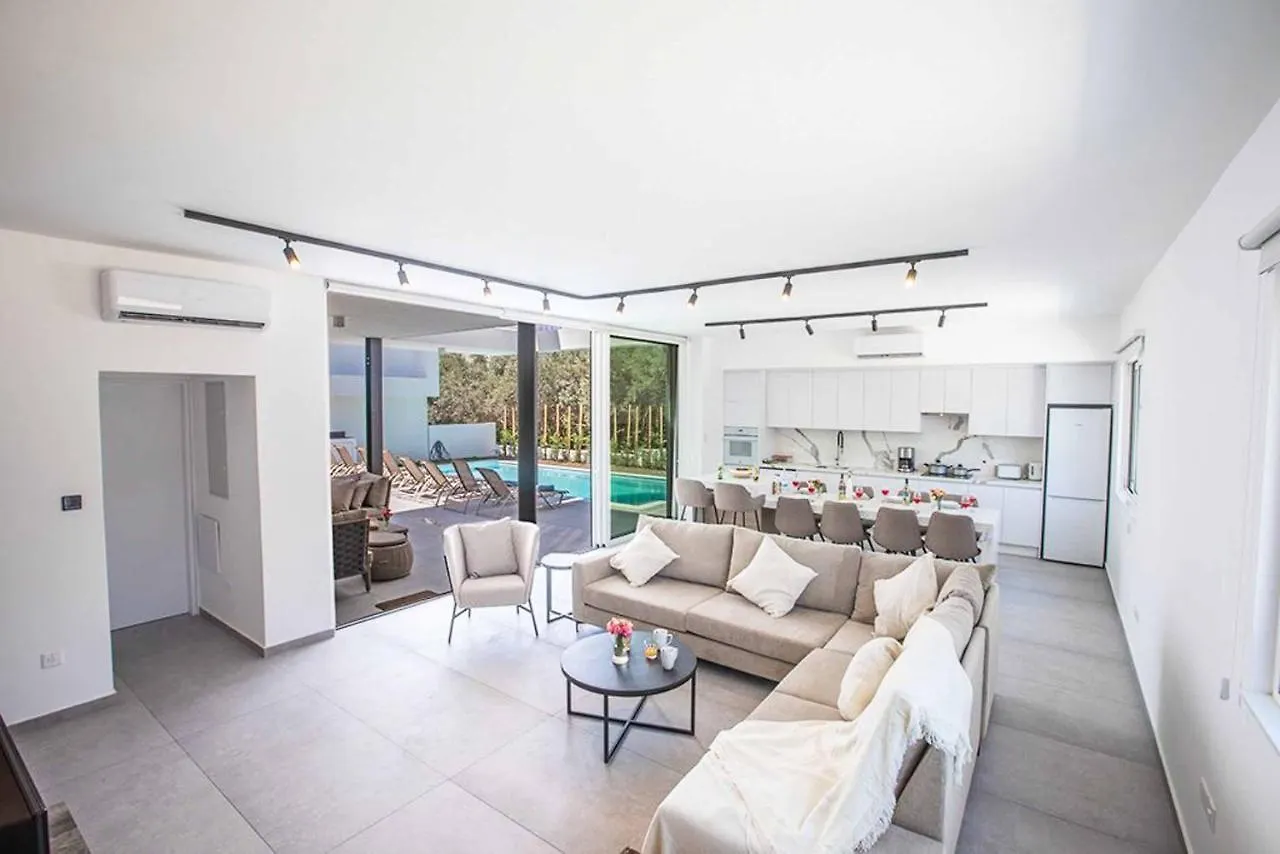 Nissi Cube 4 Kb4 Villa Ayia Napa